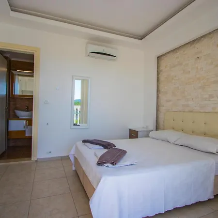 Villa Hisarpark B Villa, Oezel Havuzlu,